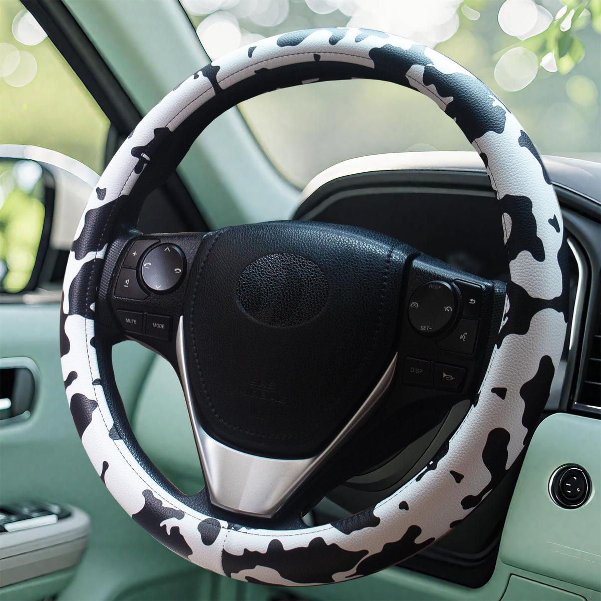 Evankin Lattice Leather Steering Checker Wheel Cover, Black and White