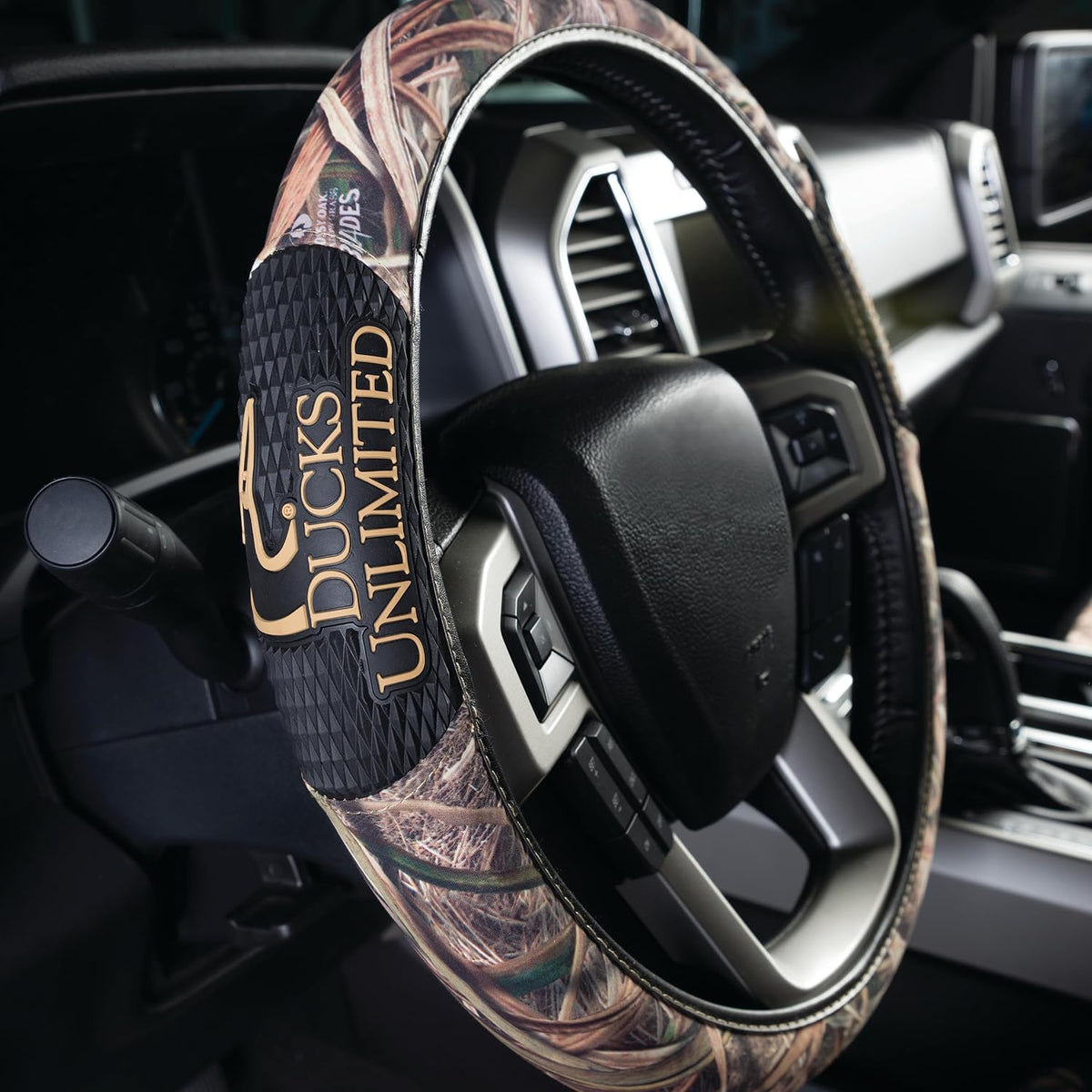 Ducks Unlimited Steering Wheel Cover, Mossy Oak Shadow Grass Blades (SIOC)